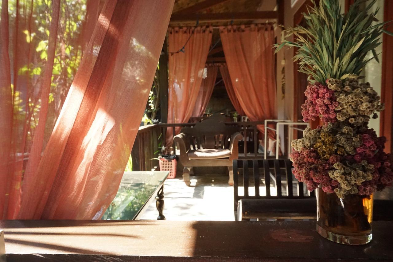 Salon De Nomad Gili T. Bed & Breakfast Джили Трауанган Екстериор снимка