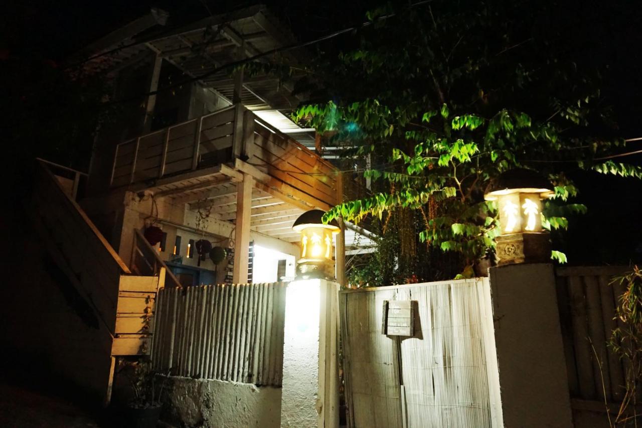 Salon De Nomad Gili T. Bed & Breakfast Джили Трауанган Екстериор снимка