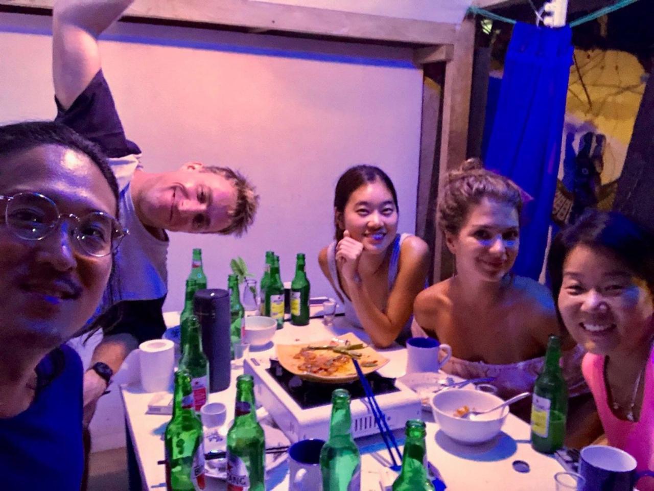 Salon De Nomad Gili T. Bed & Breakfast Джили Трауанган Екстериор снимка