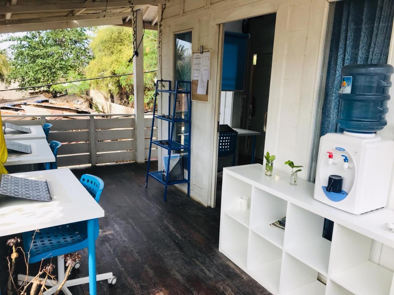 Salon De Nomad Gili T. Bed & Breakfast Джили Трауанган Екстериор снимка